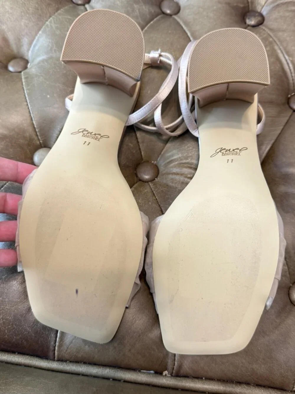 Jewel Badgley Mischka Fayola Nude Knot Heels Size 11